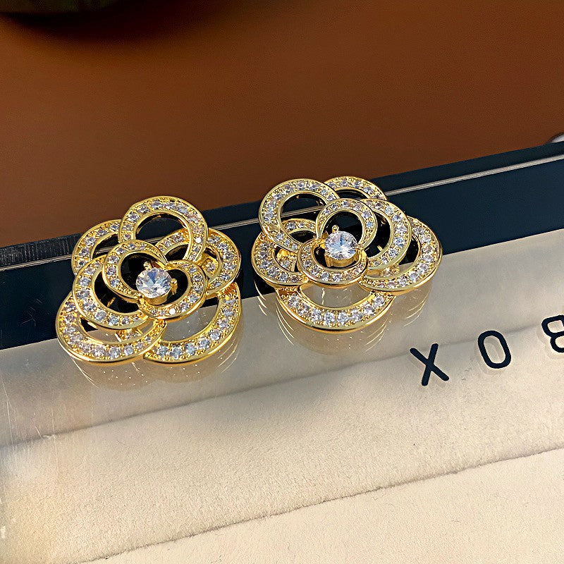 Elegant Camellia Flower Earrings – Luxury Stud Earrings
