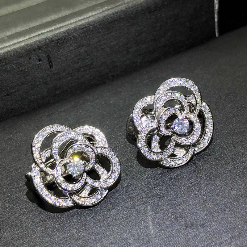 Elegant Camellia Flower Earrings – Luxury Stud Earrings
