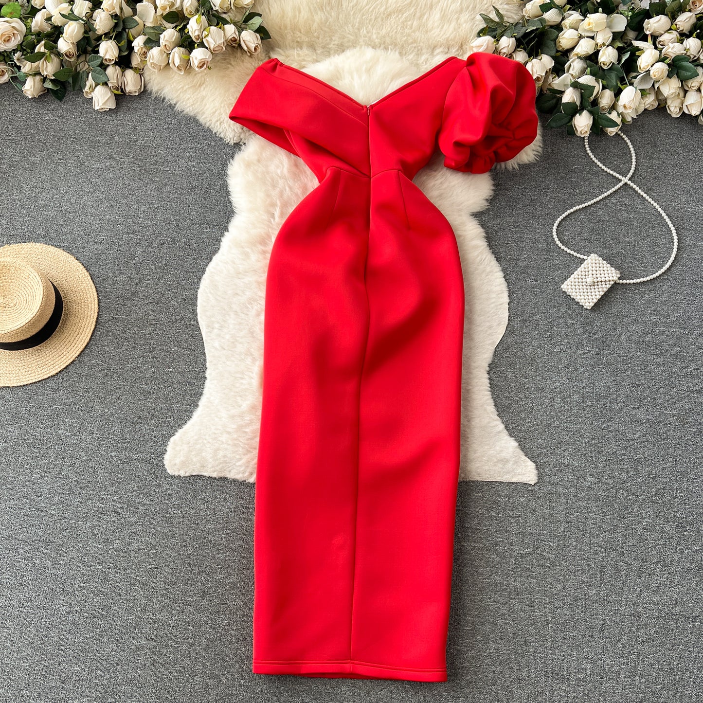 Elegant Red Off-Shoulder Dress – Luxury Slim Fit Evening Dress